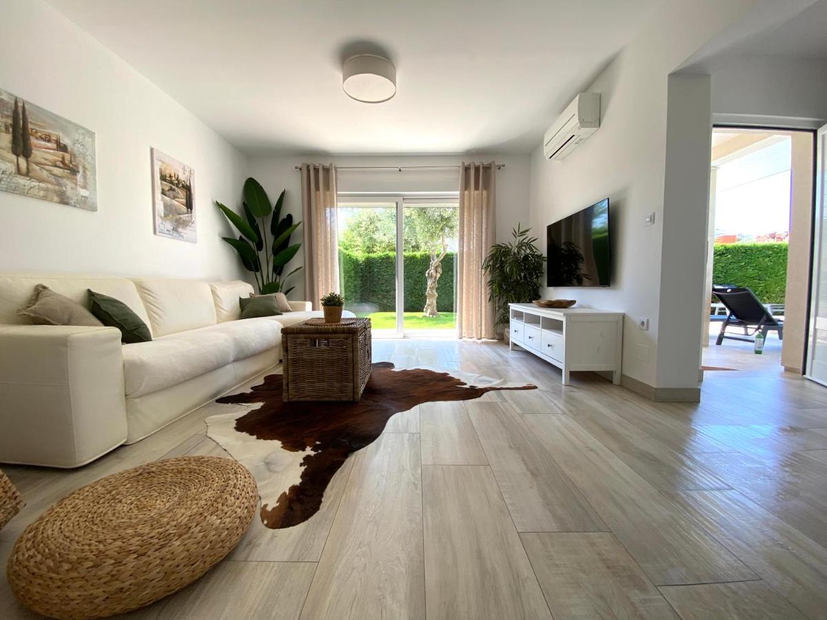 Villa Divina With Private Heated Pool Pula Ngoại thất bức ảnh